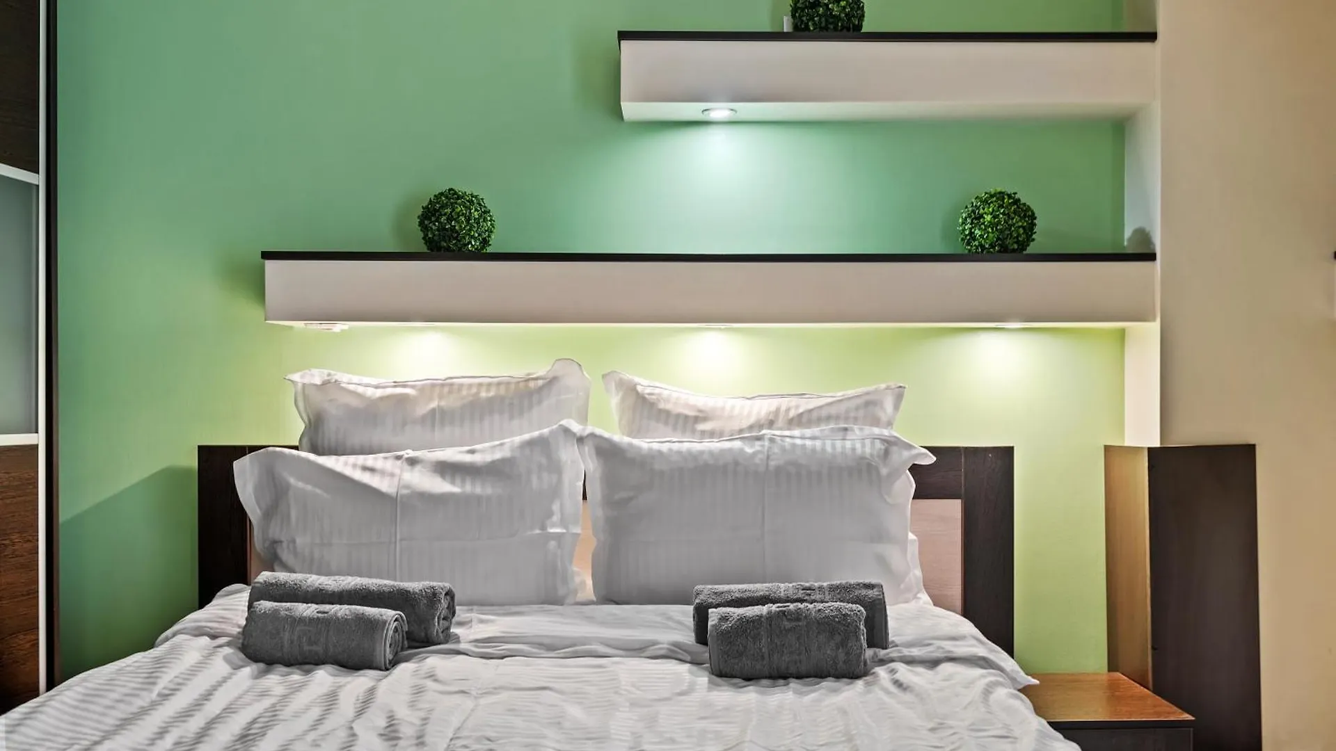 4 Rooms Unirii 47 Bukarest 0*,