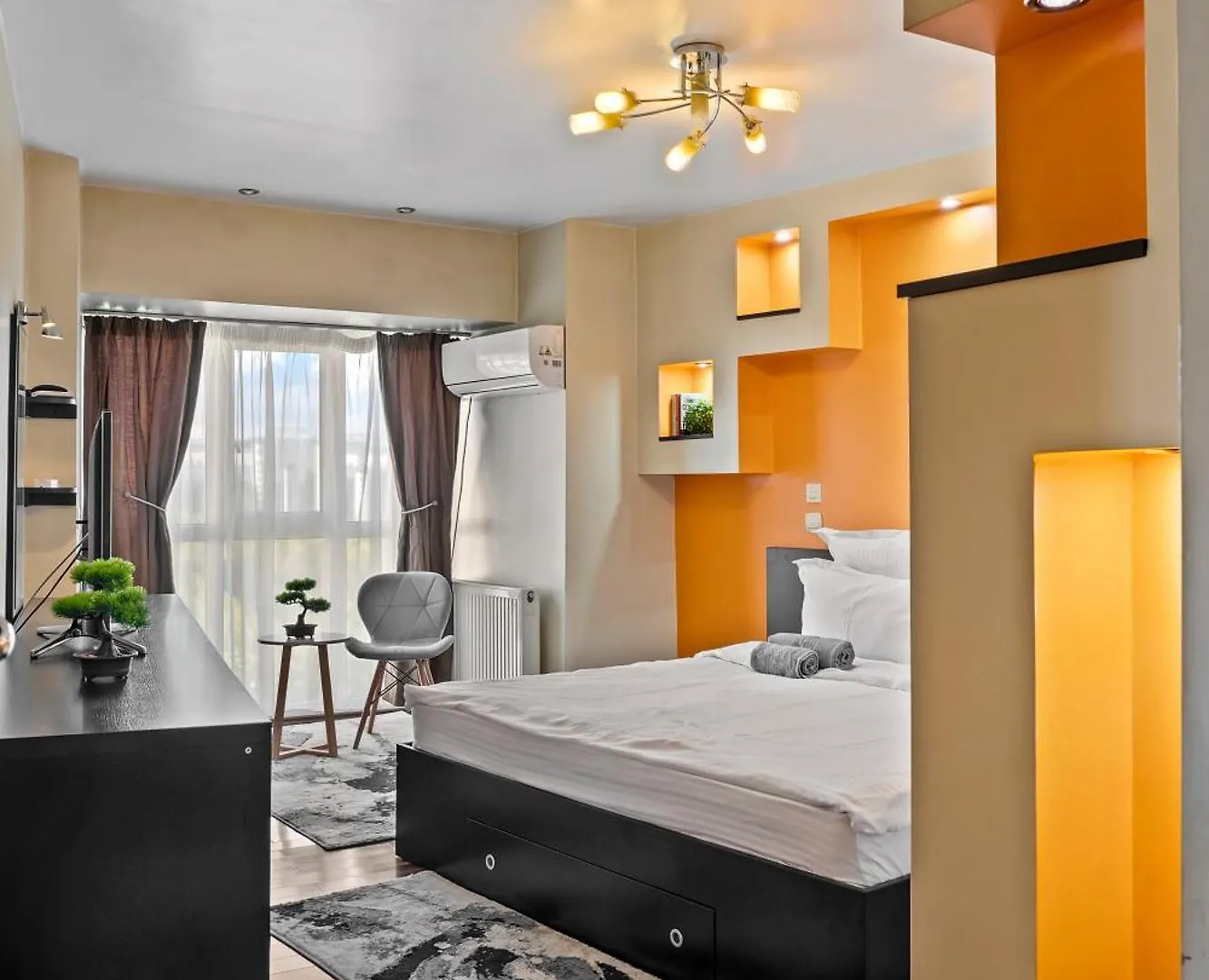 Lägenhet 4 Rooms Unirii 47 Bukarest
